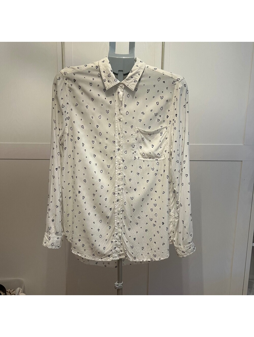 Beach Lunch Lounge Alanna Blouse Women's Large Heart Print EcoVero Viscose Top